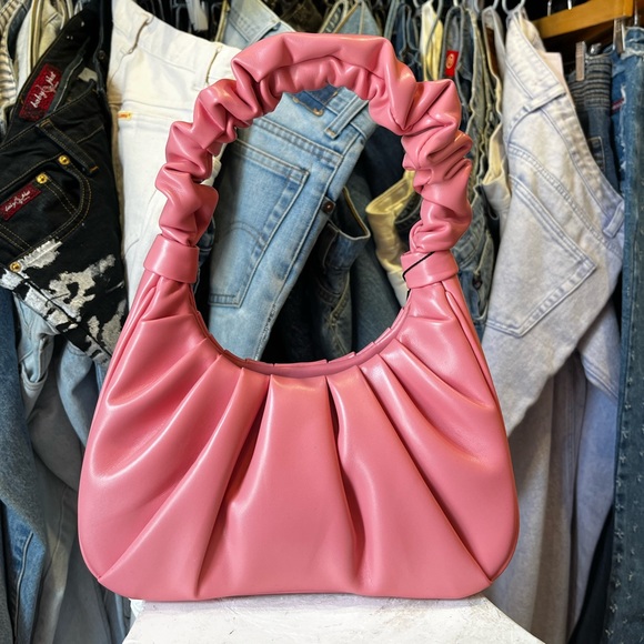 JW PEI Handbags - JW Pei Gabbi
Vegan Leather
Scrunchie Shoulder
Bag - coral